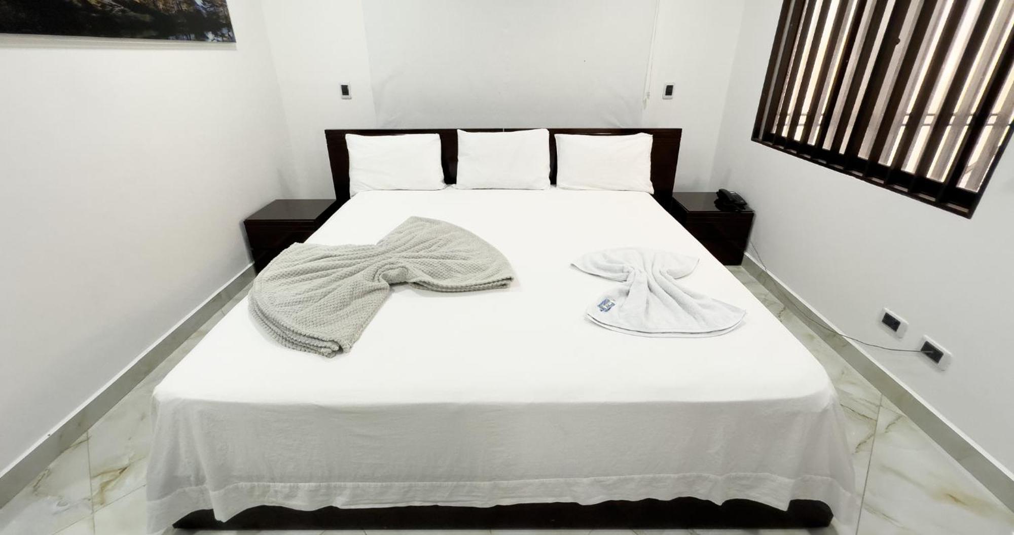 Carepa Hotel Big New York חדר תמונה