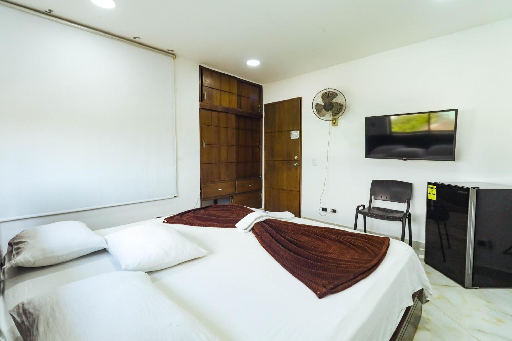 Carepa Hotel Big New York חדר תמונה